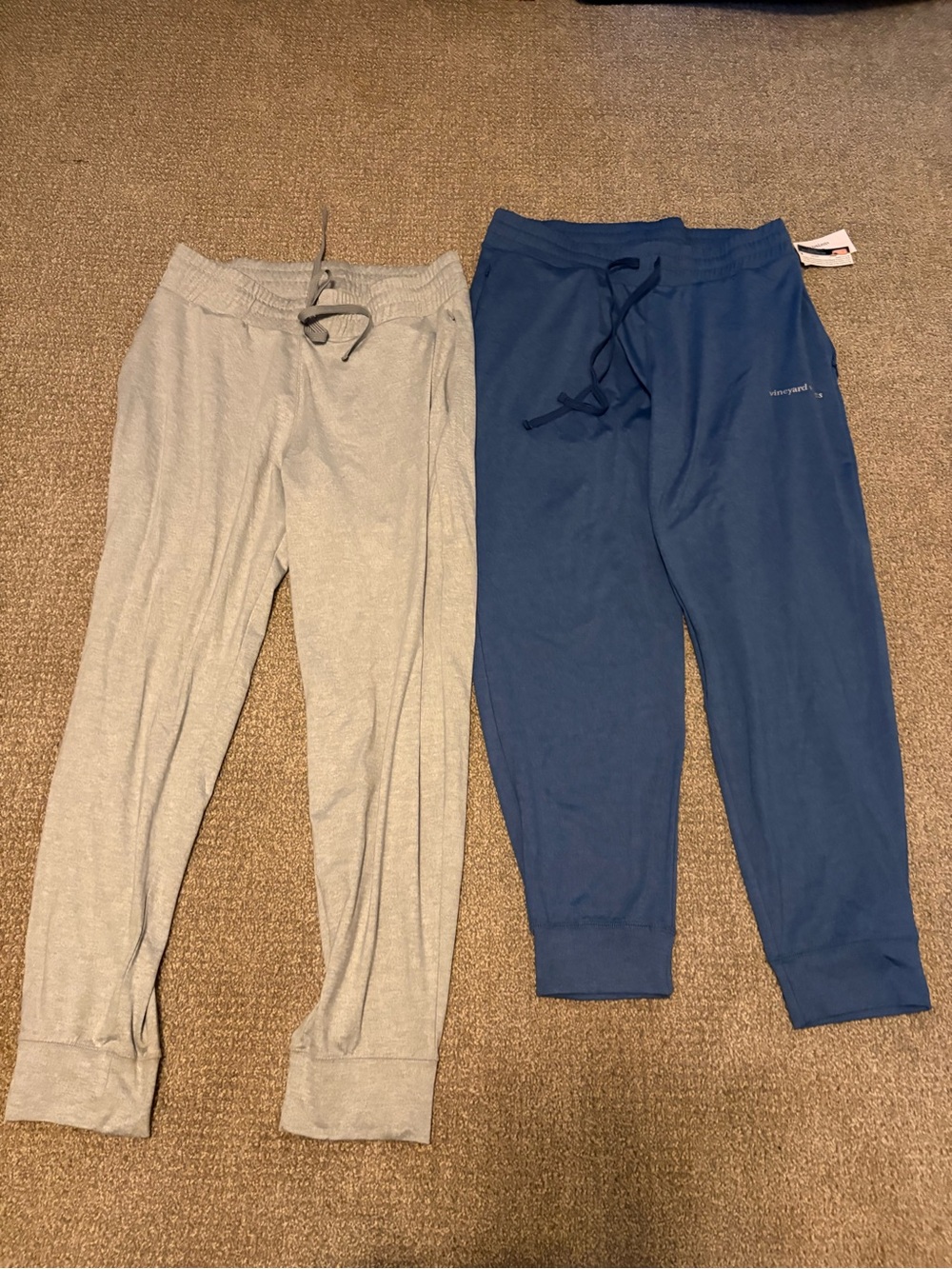 Vineyard Vines NWT Men's Performance Knit Joggers - Gray & Midnight colors